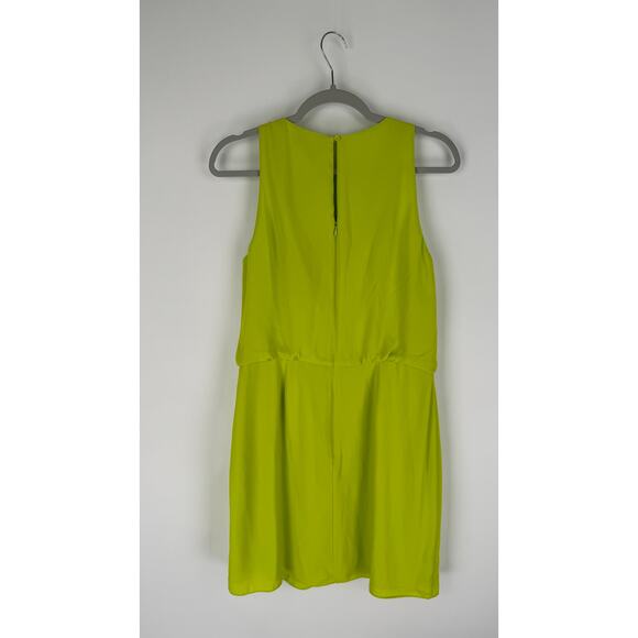 Halston Sleeveless High Neck Drape Front Mini Dress Womens 14 Lime Green New - Picture 10 of 10